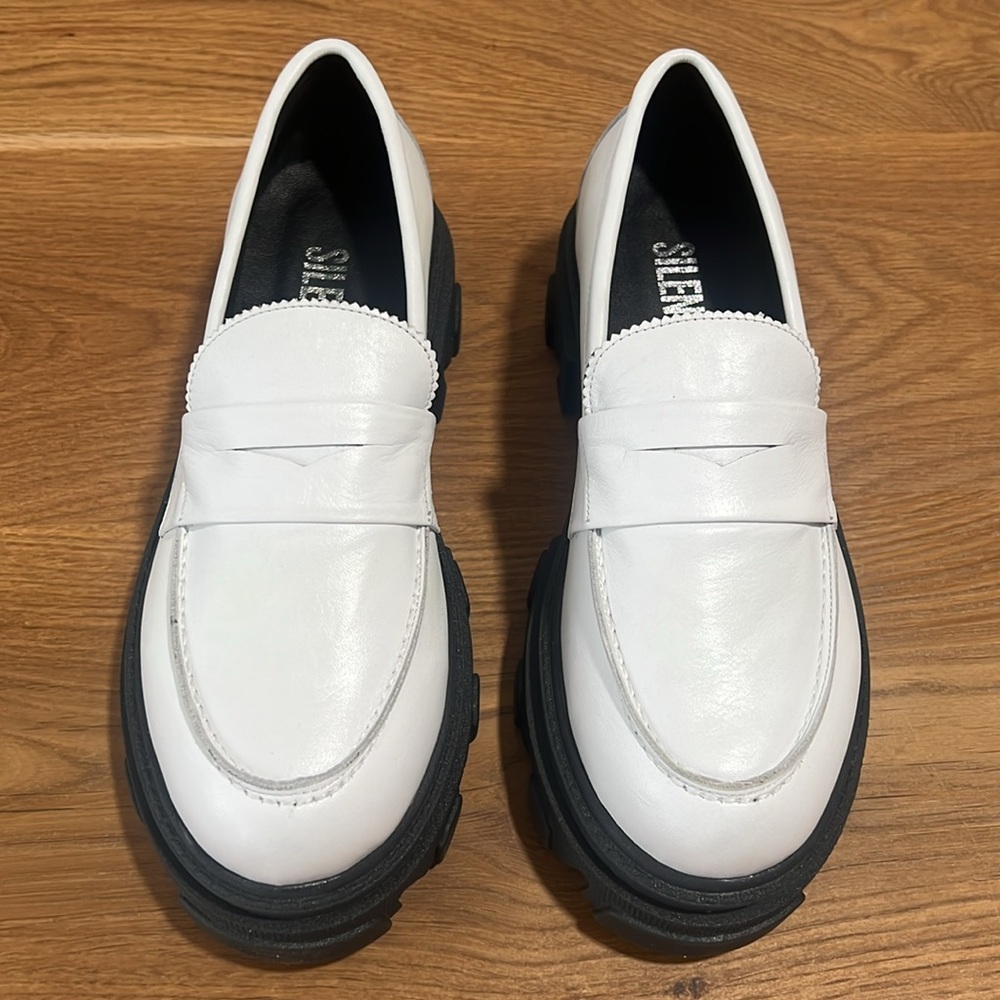 Silent D Coralie White Leather Penny Loafers Chunky Lug Sole EU 38 US 7-7.5